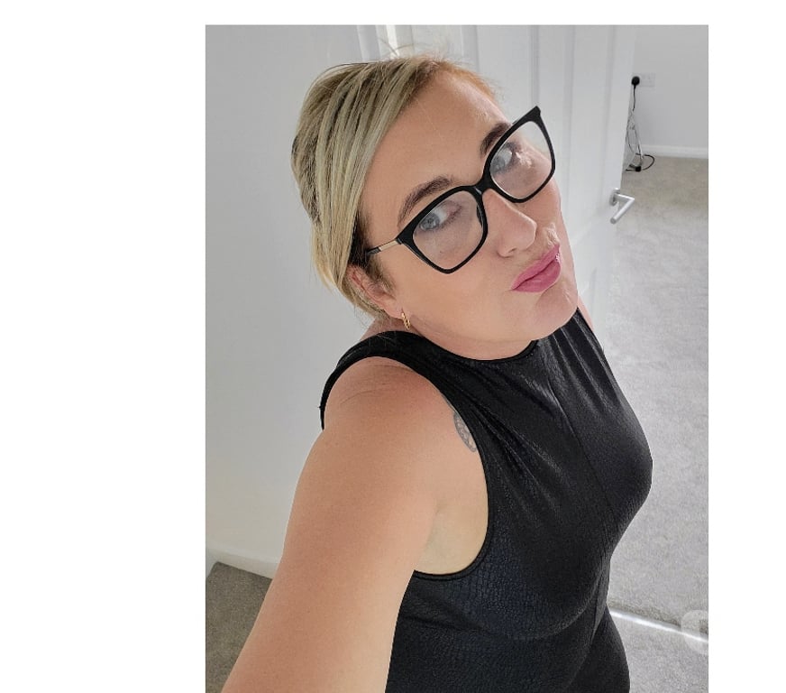 Adult Entertainment Suffolk Ipswich - Photos for Curvy milf Rachel online only