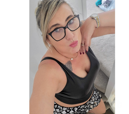 Adult Entertainment Ipswich Town Centre Ipswich - Photos for Curvy milf Rachel online only