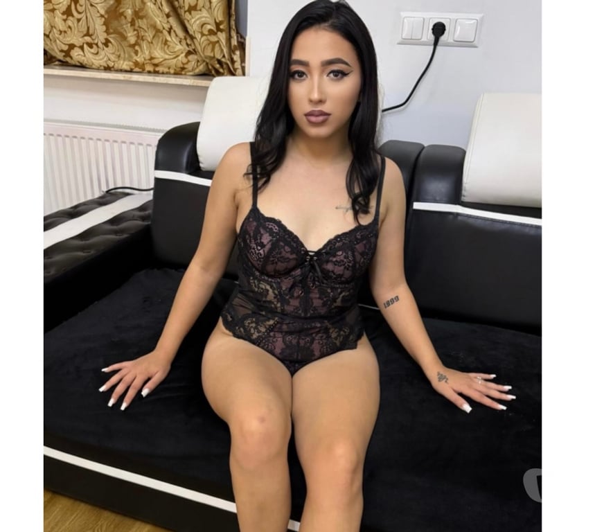 Escorts Ealing Greenford - Ealing - Photos for New Vivian Best service no Rush party girl