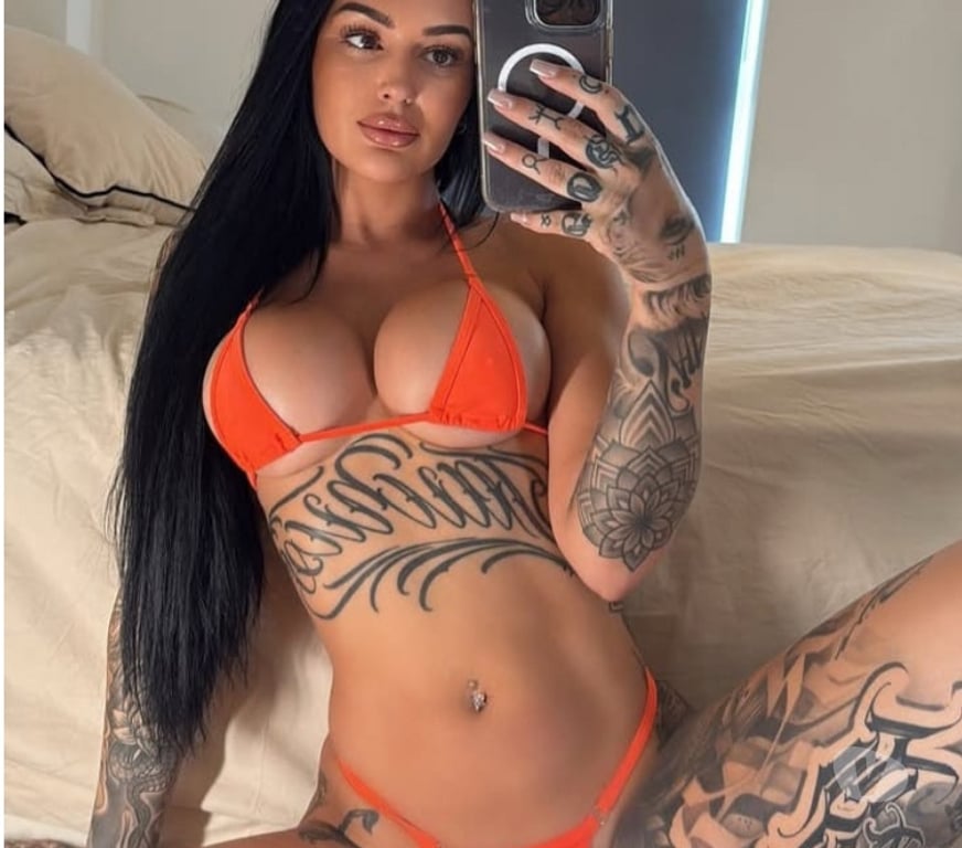Escorts Devon Plymouth - Photos for Extremely stunning 😍 hot brunette Outcalls Video Fun