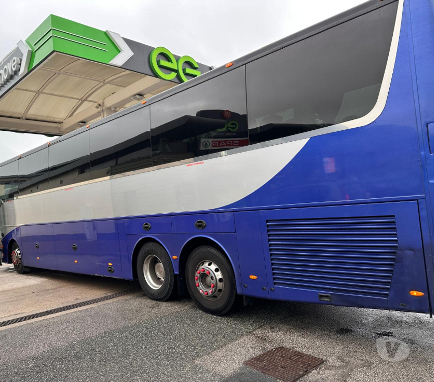 courier services Central London London Bridge Station - Central London - Photos for Book Your Private Coach Hire Today Tours