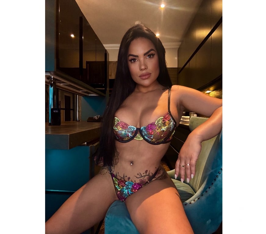 Escorts Warrington Warrington Town Centre - Warrington - Photos for Rayka Party 💥🍾