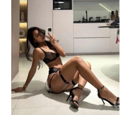 Escorts and Massages Aldershot Rushmoor - Photos for 🔥ARIANA PARTY GIRL🔥BEST SERVICES💯AVAILABLE24 H