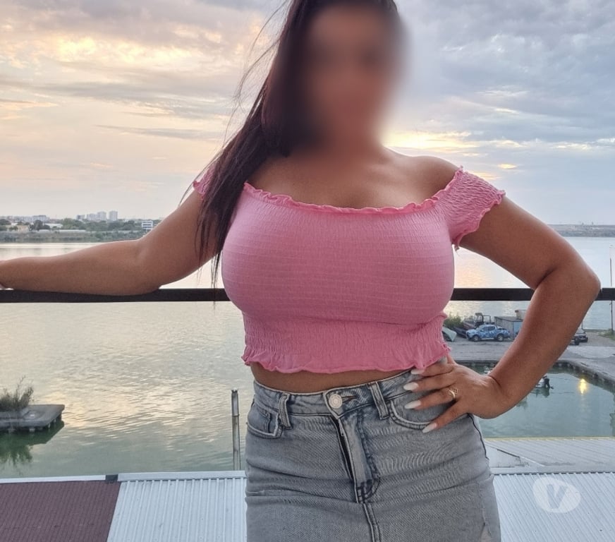 Escorts Hertfordshire Watford - Photos for Hello love just text me on whatsapp the site is no working