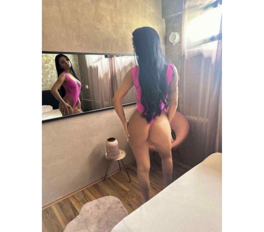 Escorts West Yorkshire Bradford - Photos for Emma now in town ❤️🩷