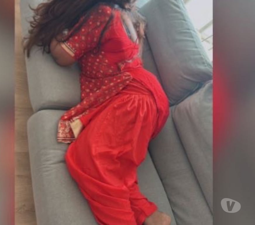 Escorts West London Hounslow - Photos for Asian Indian Tamil Girl Neela New in Hounslow 🇮🇳