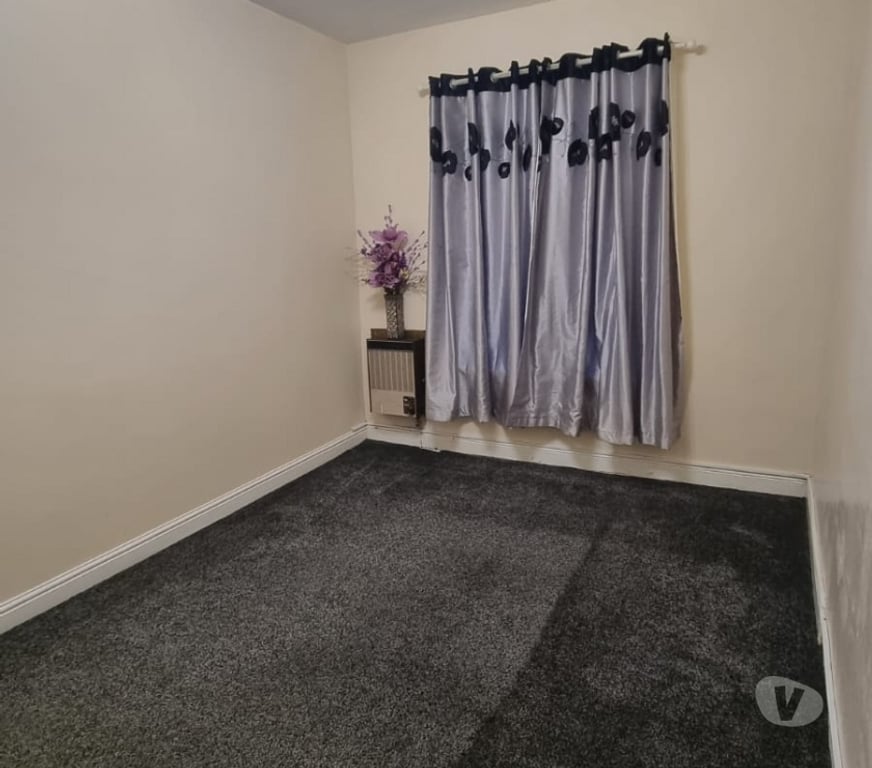 Property to Rent West Yorkshire Kirklees - Photos for House for rent in Town