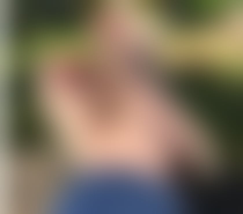 Escorts Essex Chelmsford - Photos for Essex Couple Outcall for Mature Adults