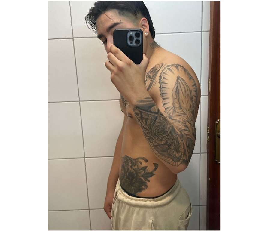  Gay massage West London Hillingdon - Photos for HI IM CRISTIAN COLOMBIAM 🔥❤️