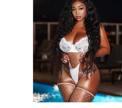 Escorts Bridgtown Cannock Chase - Photos for NEW IN TOWN CURBY PARTY 💯XFULL SERVICES ❤️