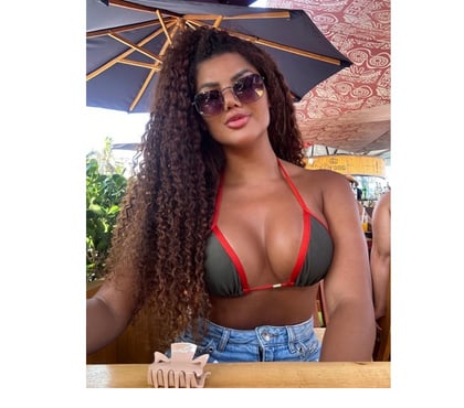 Escorts Merton Park Station South West London - Photos for Kind energy, smooth embrace, meaningful bond 💫💋