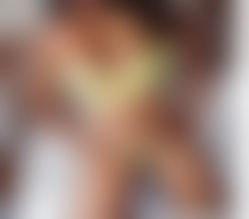 Escorts West London Hillingdon - Photos for New busty north American girl in Heathrow. xoxo