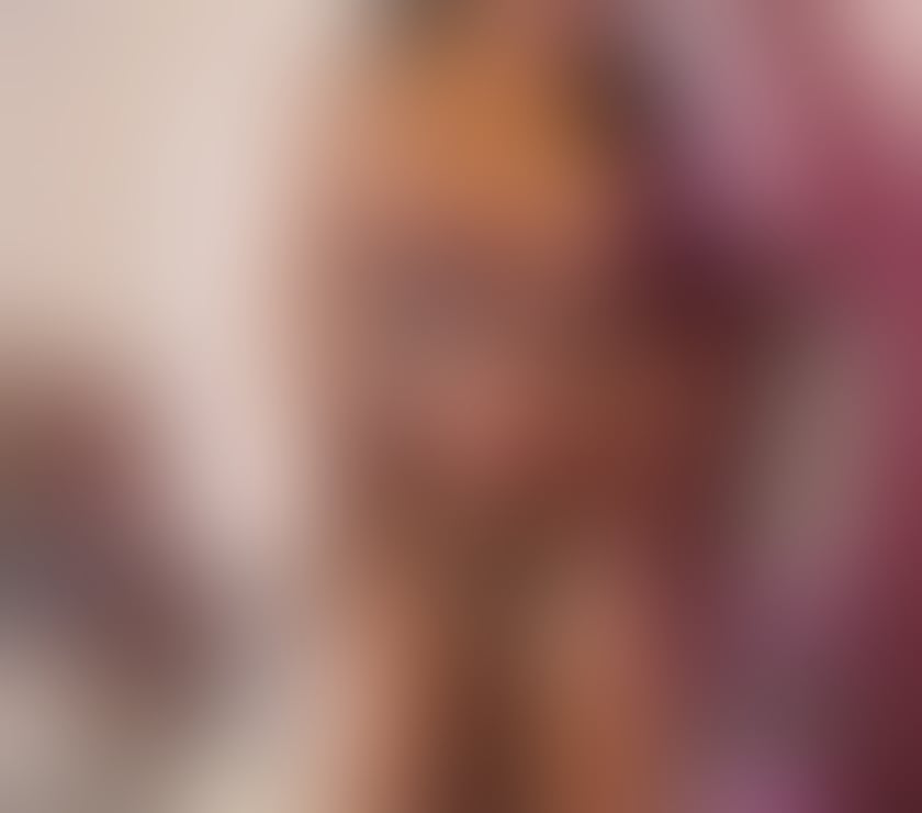 Escorts West London Hillingdon - Photos for New busty north American girl in Heathrow. xoxo