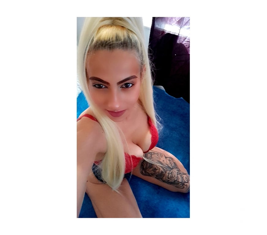 Escorts Hertfordshire St. Albans - Photos for Aryana just outcall party girls
