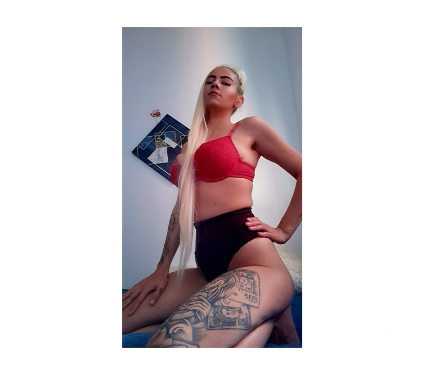 Escorts Hertfordshire East Hertfordshire - Photos for Aryana just outcall party girls