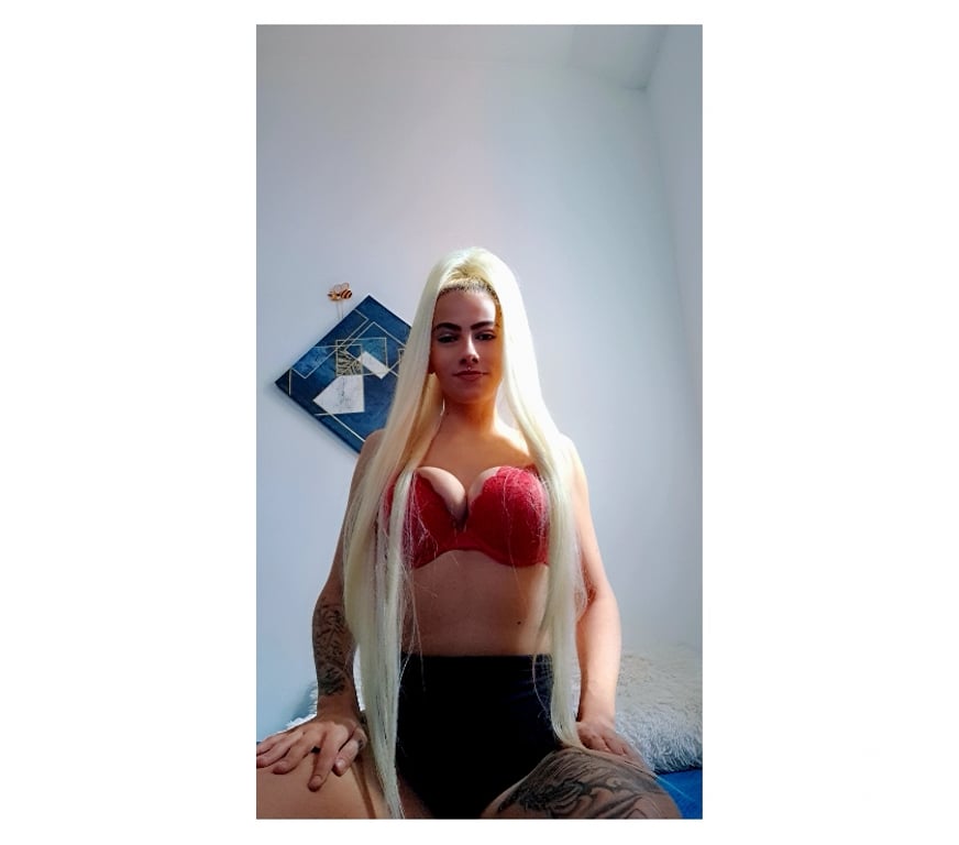 Escorts Hertfordshire East Hertfordshire - Photos for Aryana just outcall party girls