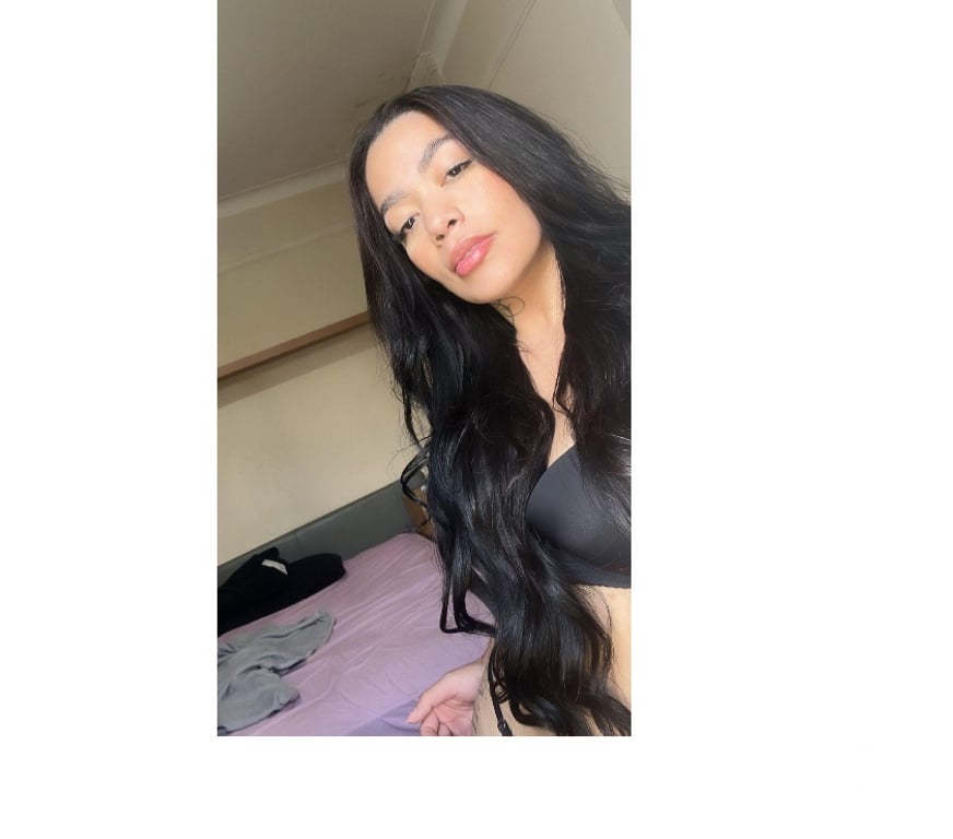 Escorts South West London South Wimbledon - South West London - Photos for Soft presence, tender touch, lasting chemistry ✨💖