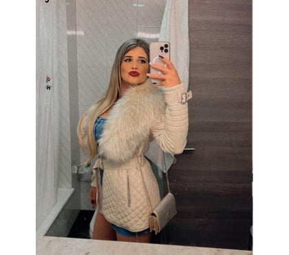 Escort South Wimbledon South West London - Photos for Soft presence, tender touch, lasting chemistry ✨💖