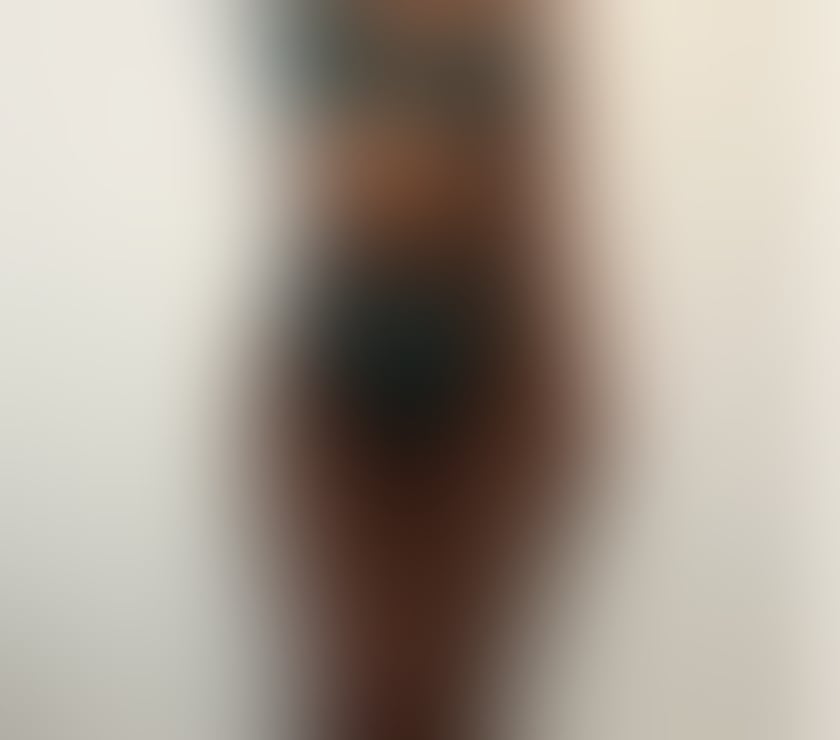 Escorts Wrexham - Wales Wrexham City Centre - Wrexham - Photos for Slim Leggy Brunette English Escort GFE or Party Girl
