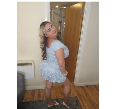 Escort Birmingham City Centre Birmingham - Photos for BUSTY BLONDE GILR 5 MINUTE FROM NEW ST STATION