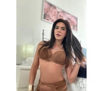 Louise, Stunning Tgirl Available in Central London
