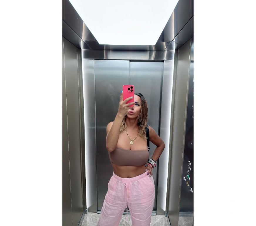 Trans Escorts Peterborough Peterborough City Centre - Peterborough - Photos for NAUGHTY MIXED PARTY TS BACK IN TOWN - GFE 8”