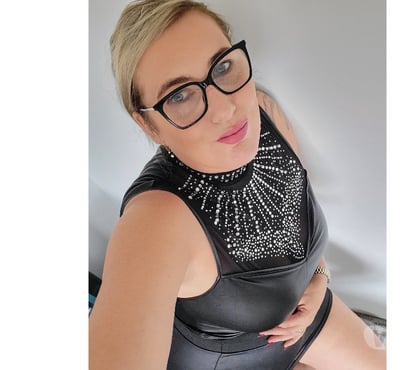 Adult Entertainment Norwich City Centre Norwich - Photos for Rachel queen of curves online only
