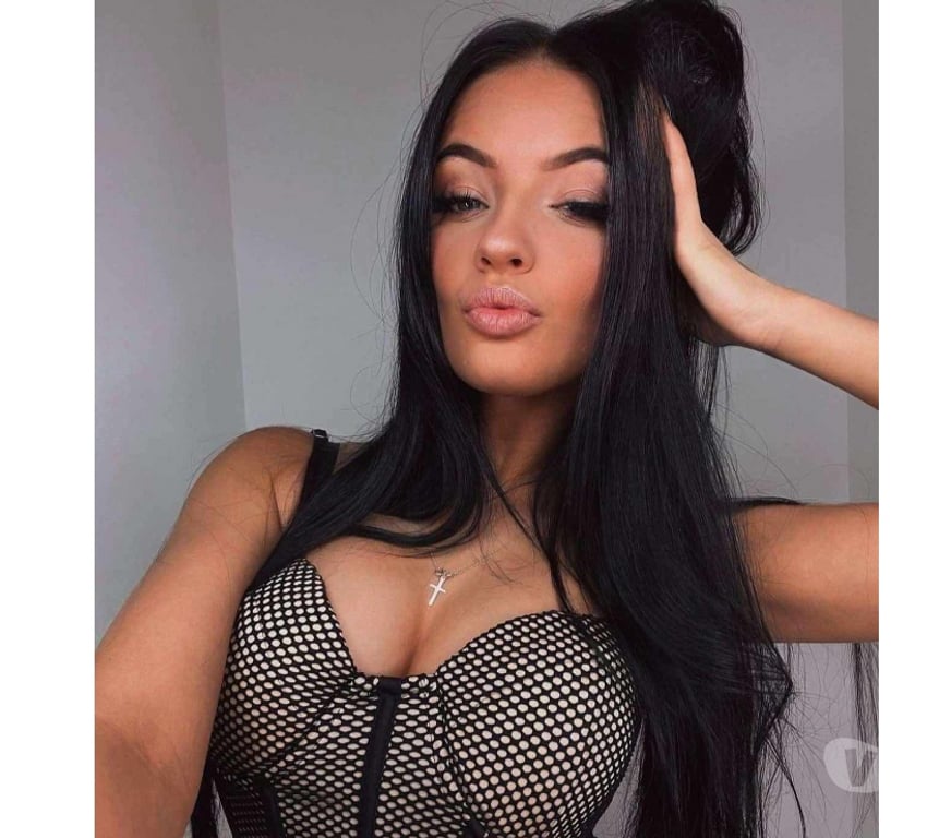 Escorts Tyne and Wear Sunderland - Photos for Polish Brunette Anita – Elegant & Warm 🖤 Companion