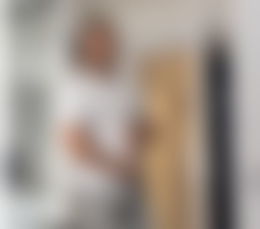 Gay Escorts Rochester Medway - Kent - Photos for Ex soldier boy waiting for orders