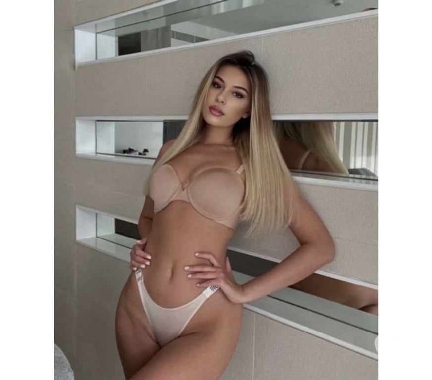 Escorts Wiltshire Swindon - Photos for MAYA BEST SERVICE CURVY GIRL x