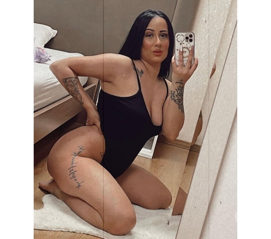 Escorts Glasgow East Kilbride - Glasgow - Photos for Karla ! Outcall or car meet !