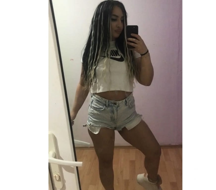 Escorts South West London Putney Bridge Station - South West London - Photos for Jessica new in town !! Party whit me