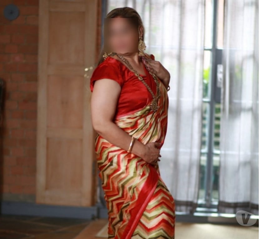 Escorts South West London Fulham Broadway Station - South West London - Photos for 💕BEAUTIFUL SLUTTY INDIAN MILF MAHI
