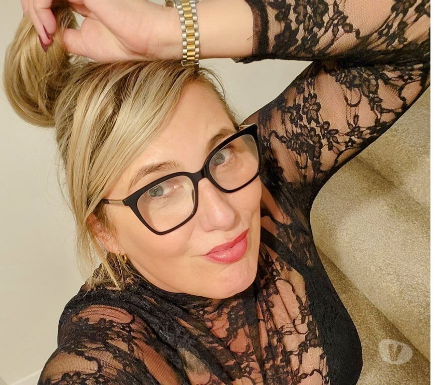 Adult Entertainment Leicestershire Leicester - Photos for Rachel curvy milf online only