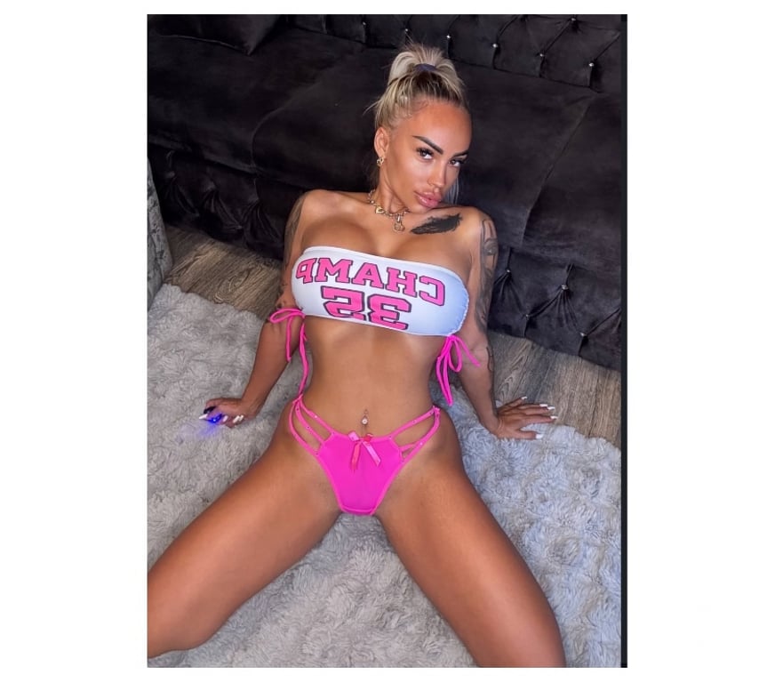 Escorts Devon Exeter - Photos for New Girl in Town –Alessia – Sweet & Sensual