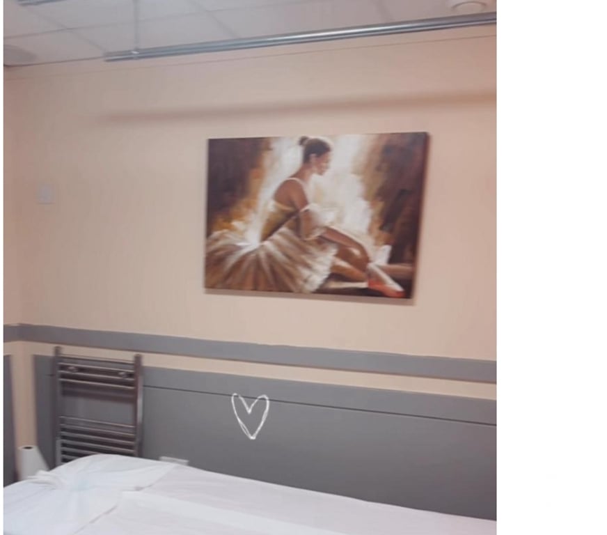 Full body massage East London Abbey Road - DLR station - East London - Photos for Liverpool Street station