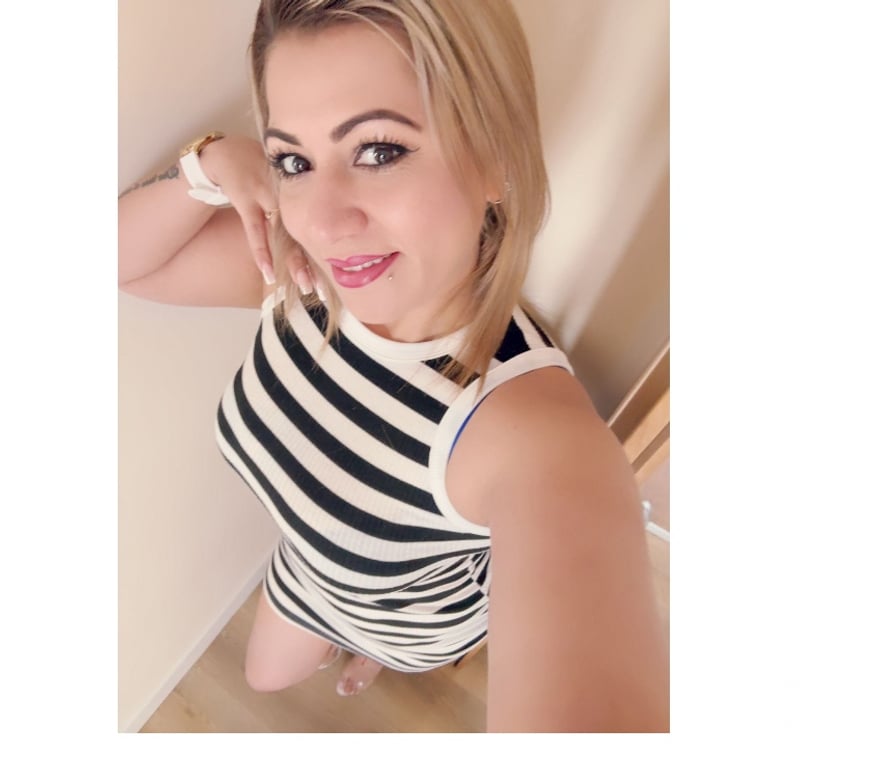Escorts Buckinghamshire High Wycombe - Buckinghamshire - Photos for Laury best party colombian girl !
