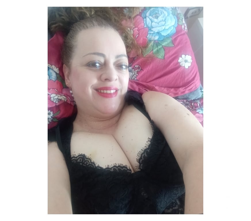 Escorts South West London Fulham Broadway - South West London - Photos for Delicious hot mature Latina🔥big tits🍎🍎 and ass🍑