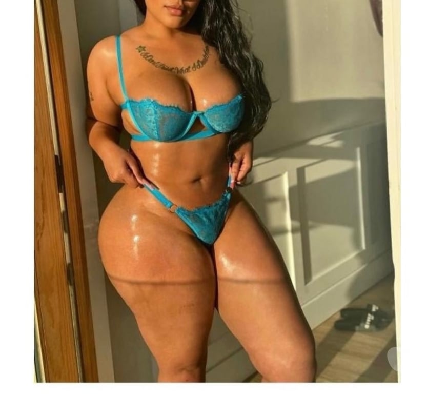 Escorts Kent Ashford - Photos for Laura and Katy♥️Best escort♥️owo, best French kiss