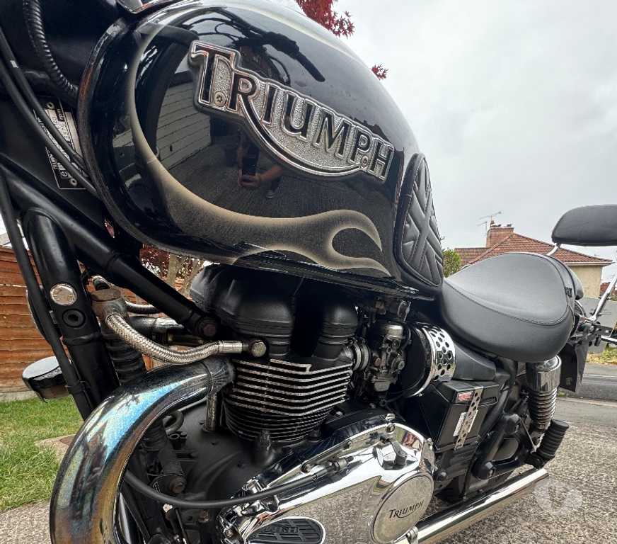 motorbike for sale Bristol Arnos Vale - Bristol - Photos for Triumph speedmaster, 865, 12 mot, recently serviced, 2007