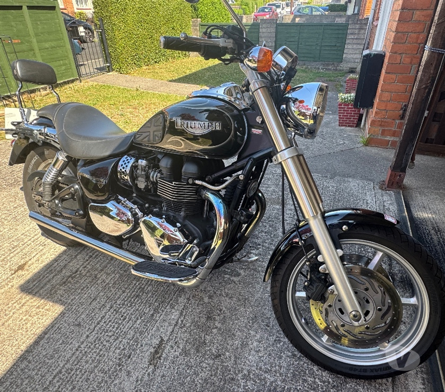 motorbike for sale Bristol Arnos Vale - Bristol - Photos for Triumph speedmaster, 865, 12 mot, recently serviced, 2007