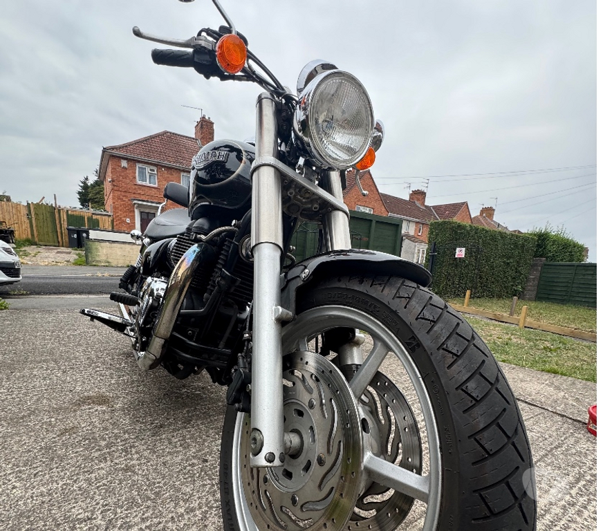 motorbike for sale Bristol Arnos Vale - Bristol - Photos for Triumph speedmaster, 865, 12 mot, recently serviced, 2007