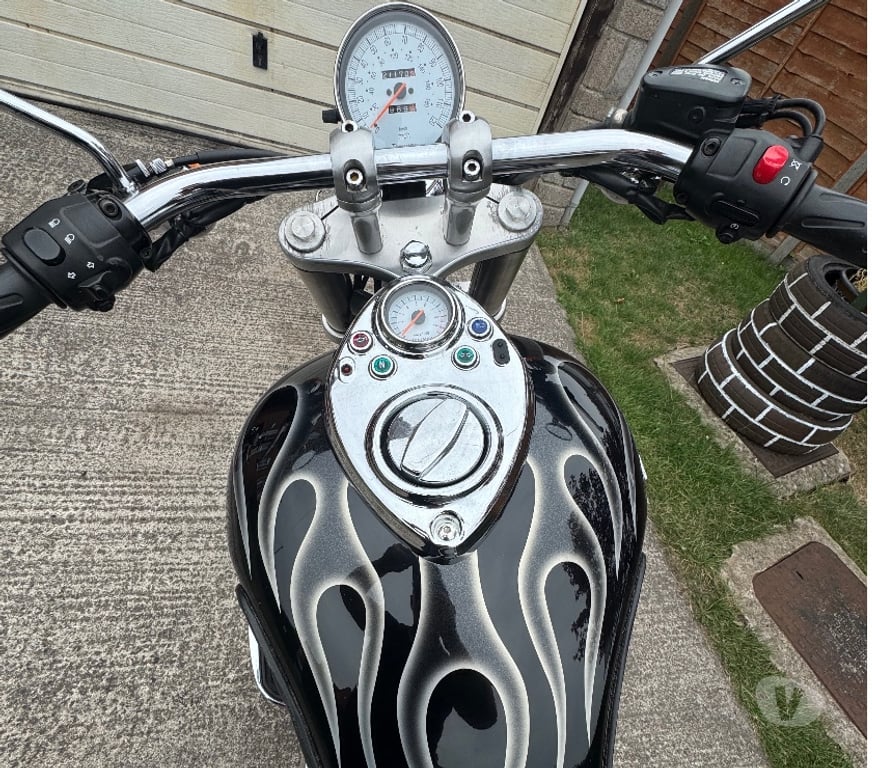 motorbike for sale Bristol Arnos Vale - Bristol - Photos for Triumph speedmaster, 865, 12 mot, recently serviced, 2007