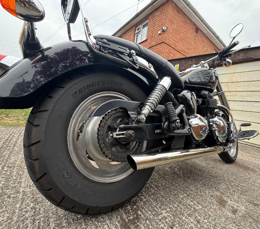 motorbike for sale Bristol Arnos Vale - Bristol - Photos for Triumph speedmaster, 865, 12 mot, recently serviced, 2007