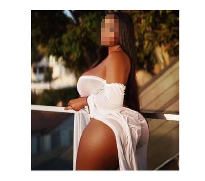  Escorts Blackburn Blackburn with Darwen - Photos for SEXY BIG 💥🔥🍾🍑ASS PARTY GIRL🥂