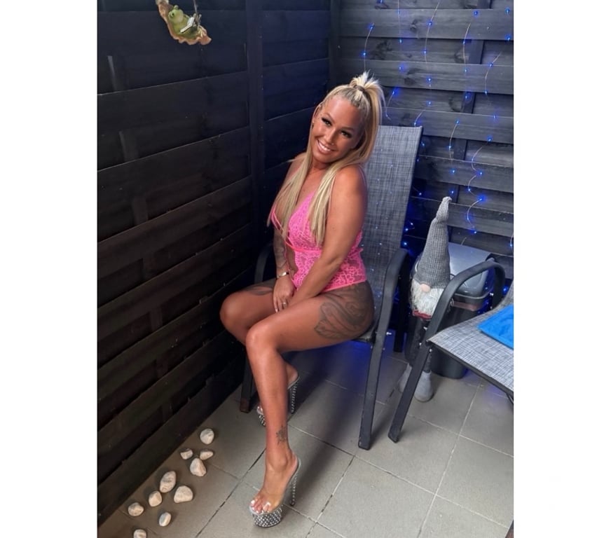 Escorts West Midlands Wolverhampton - Photos for XX NIA AMOUR XXX BEST SERVICE XX REAL PICTURES XX.