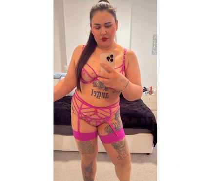Escorts Cardiff City Centre Cardiff - Photos for KAROL🔥 GIRL PARTY IN TOWN🍑❤️‍🔥