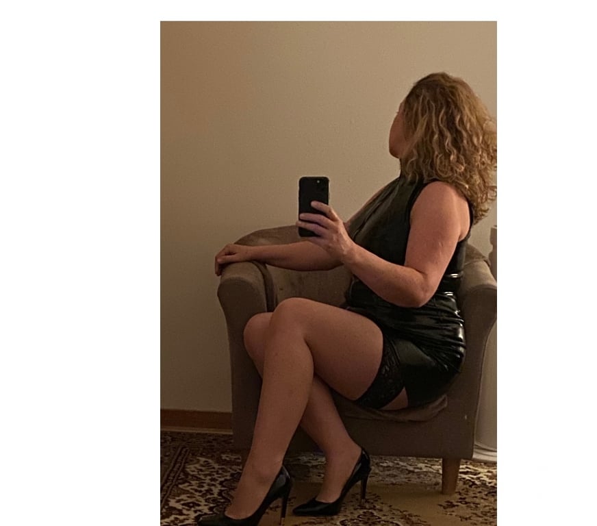 Escorts Aberdeen Aberdeen City Centre - Aberdeen - Photos for Luciana Stunning Mature
