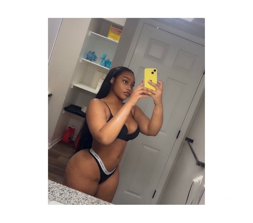 Escorts East London Woolwich Arsenal - DLR Station - East London - Photos for My name is Maia beautiful girl ☎️07908206514☎️