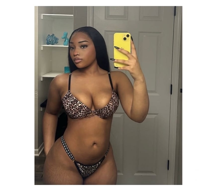 Escorts East London Woolwich Arsenal - DLR Station - East London - Photos for My name is Maia beautiful girl ☎️07908206514☎️